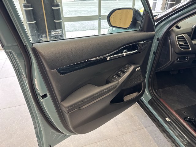 New 2026 Kia Seltos SX AWD/4WD image 19