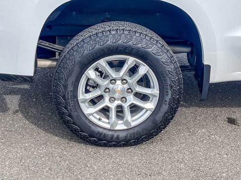 Used 2026 Chevrolet Silverado 1500 LT w/ Z71 Off-Road Package image 10