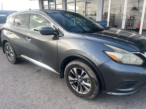 Used 2018 Nissan Murano S image 7