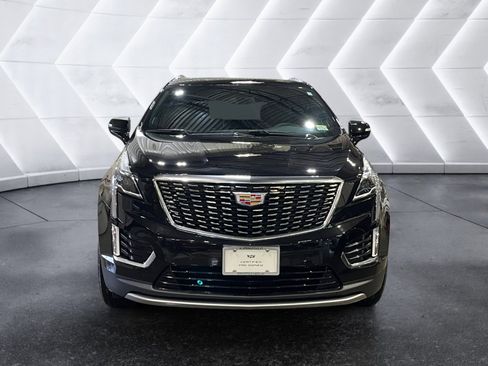 Certified 2025 Cadillac XT5 Premium Luxury image 9