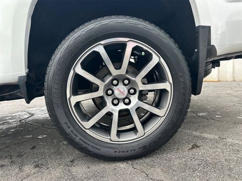 Used 2019 GMC Canyon Denali image 20