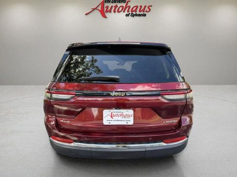 Used 2023 Jeep Grand Cherokee Laredo w/ MOPAR Finishing Package AWD/4WD image 6