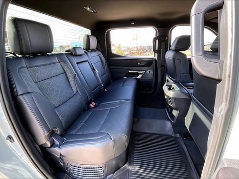 Used 2025 Toyota Tundra Limited image 17