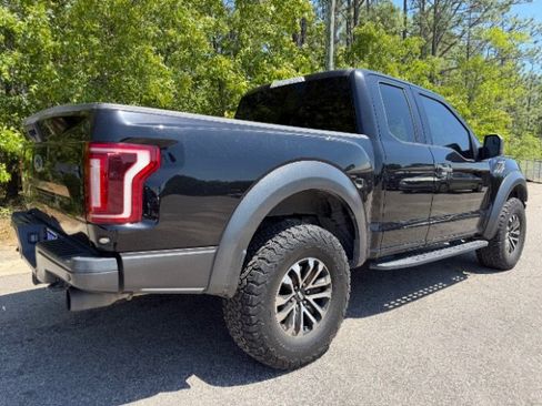 Used 2019 Ford F150 Raptor image 5