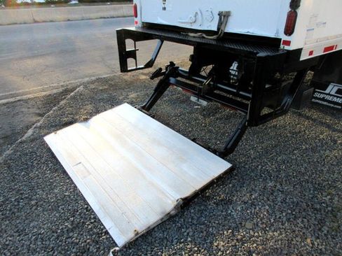 Used 2016 Ford F650 2WD Regular Cab Super Duty image 6