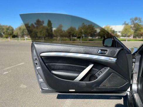 Used 2014 INFINITI Q60 Journey w/ Premium Package image 10