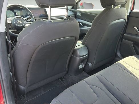 Certified 2024 Hyundai Elantra SEL FWD image 21