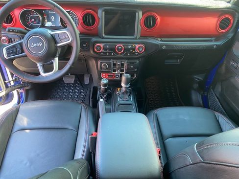 Used 2019 Jeep Wrangler Unlimited Rubicon AWD/4WD image 30