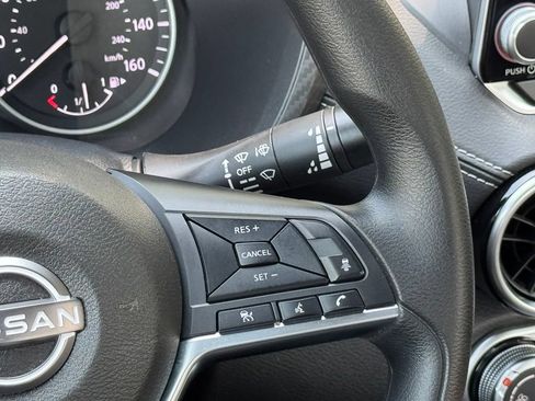 Used 2024 Nissan Sentra SV FWD image 23