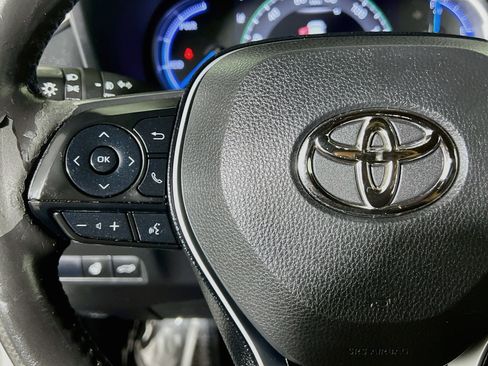 Used 2020 Toyota RAV4 XSE w/ XSE Grade Weather Package AWD/4WD image 19