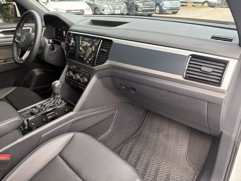 Used 2023 Volkswagen Atlas Cross Sport SEL AWD/4WD image 14