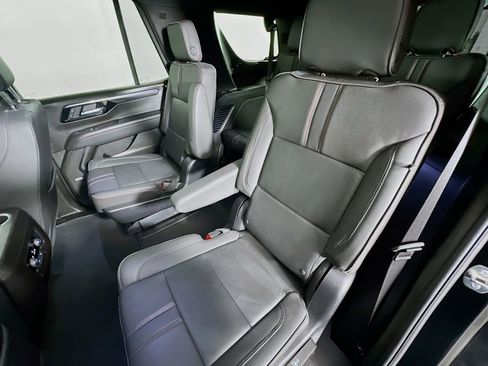 Used 2025 Chevrolet Tahoe RST w/ RST Capability Package image 26