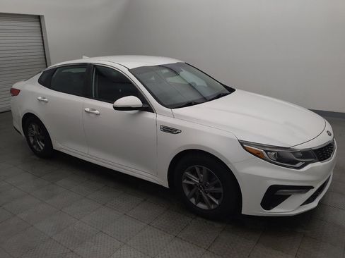 Used 2020 Kia Optima LX FWD image 11