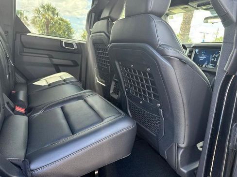 Certified 2025 Ford Bronco Badlands AWD/4WD image 21