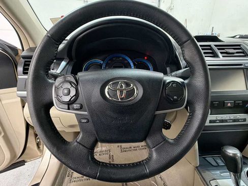 Used 2012 Toyota Camry XLE FWD image 16