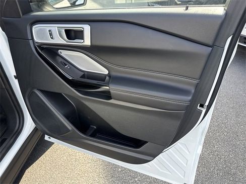 Used 2022 Ford Explorer ST w/ Equipment Group 401A image 32