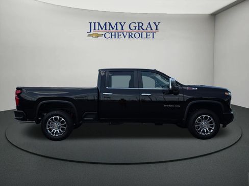 New 2026 Chevrolet Silverado 2500 LT w/ Z71 Chrome Sport Edition AWD/4WD image 6