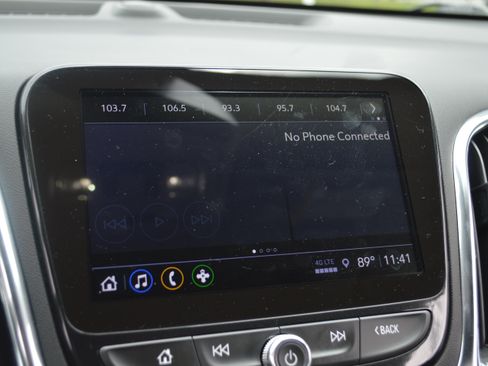 Used 2024 Chevrolet Equinox Premier AWD/4WD image 18