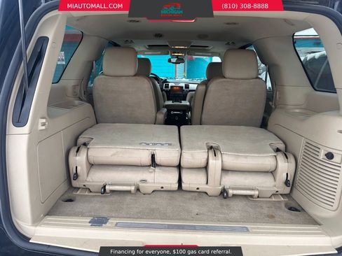 Used 2014 Cadillac Escalade Luxury image 29