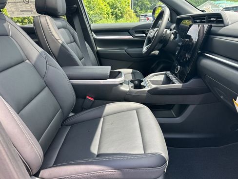 New 2026 GMC Terrain Elevation w/ Elevation Premium Package FWD image 14