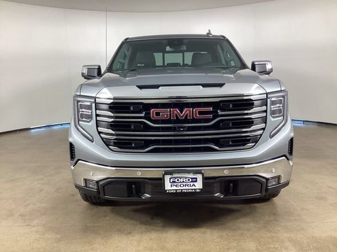 Used 2023 GMC Sierra 1500 SLT w/ SLT Convenience Package AWD/4WD image 3
