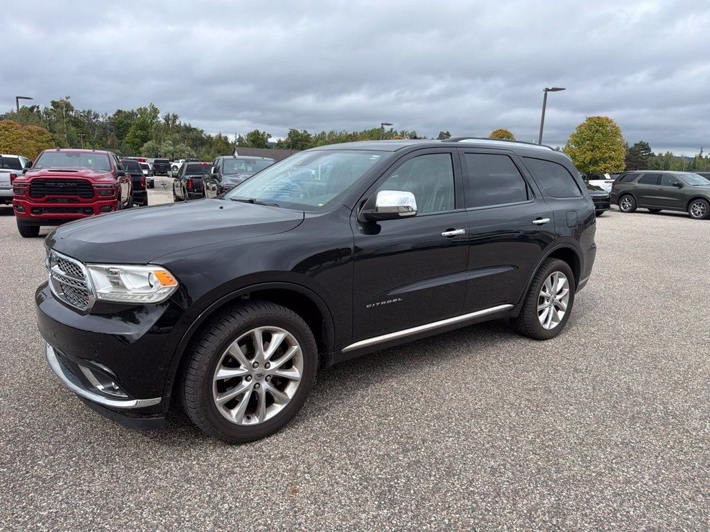 Used 2019 Dodge Durango Citadel w/ Technology Group AWD/4WD image 2