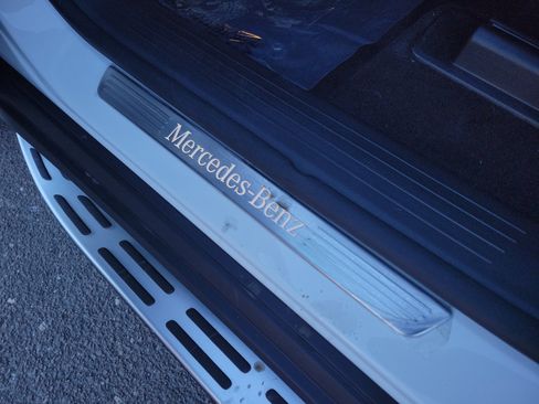 Certified 2025 Mercedes-Benz GLS 580 4MATIC image 25