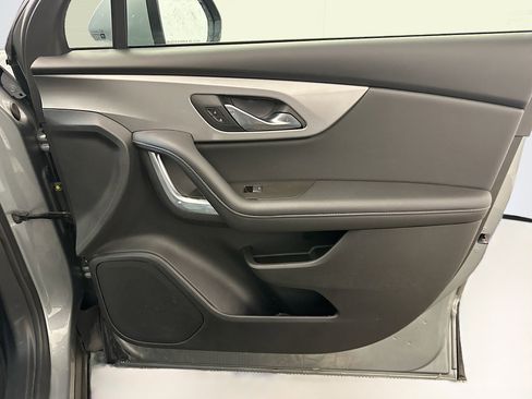 Used 2025 Chevrolet Blazer LT image 33