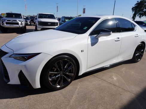 Used 2023 Lexus IS 350 F Sport image 3