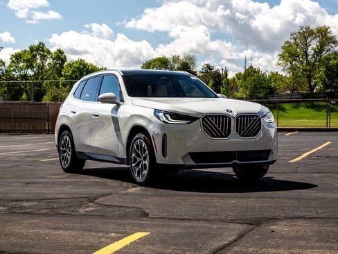 New 2026 BMW X3 xDrive30 w/ Convenience Package AWD/4WD image 7