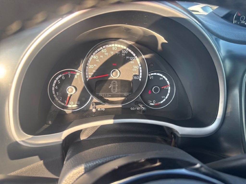 Used 2016 Volkswagen Beetle R-Line SE FWD image 16