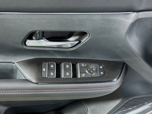 New 2026 Nissan Kicks SR w/ Cold Weather Package AWD/4WD image 20