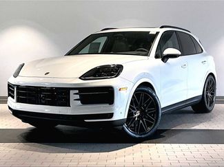 New 2026 Porsche Cayenne video 1