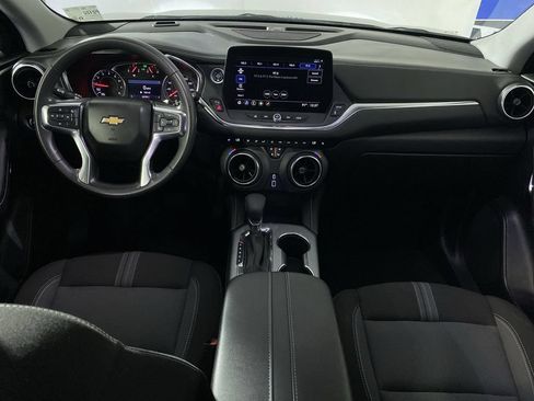 Used 2025 Chevrolet Blazer LT FWD image 25
