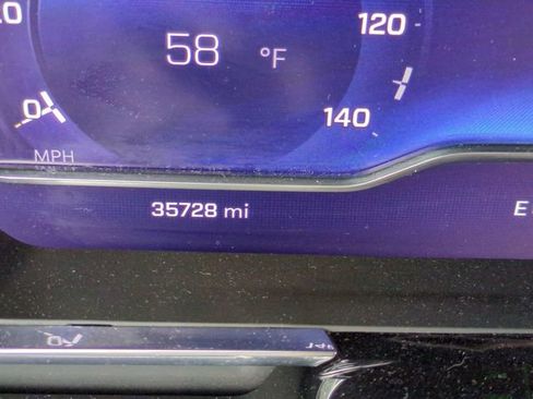 Used 2025 Chevrolet Silverado 1500 LT image 32