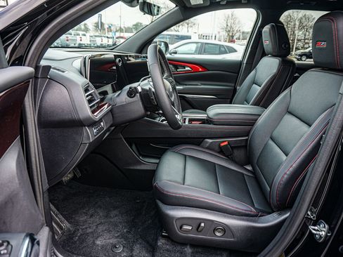 New 2026 Chevrolet Traverse Z71 w/ Driver Confidence Package image 17