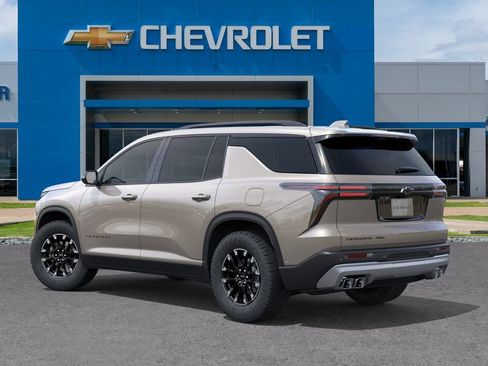 New 2026 Chevrolet Traverse Z71 w/ Driver Confidence Package AWD/4WD image 3