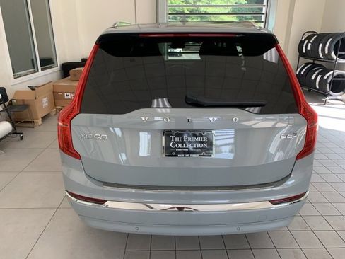 Certified 2024 Volvo XC90 B6 Plus image 5
