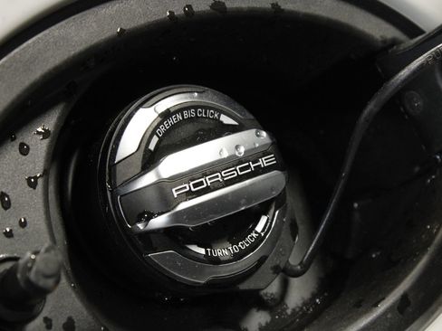 Certified 2025 Porsche 911 Turbo S AWD/4WD image 37