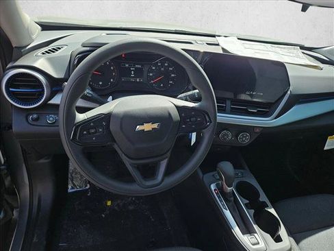 New 2026 Chevrolet Trax LS w/ LS Convenience Package image 13