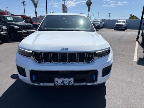 Used 2023 Jeep Grand Cherokee Overland w/ Advanced Protech Group III AWD/4WD image 6