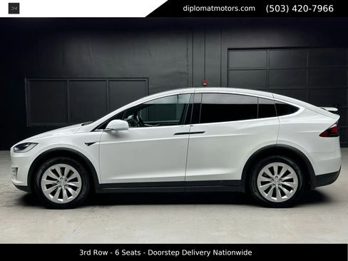 Used 2017 Tesla Model X 75D image 3
