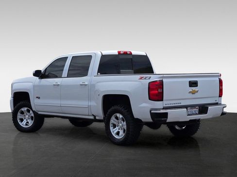 Used 2018 Chevrolet Silverado 1500 LT w/ All Star Edition AWD/4WD image 6