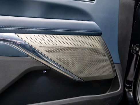 New 2025 Cadillac Escalade IQ Sport 2 w/ LPO, ONYX Package image 16