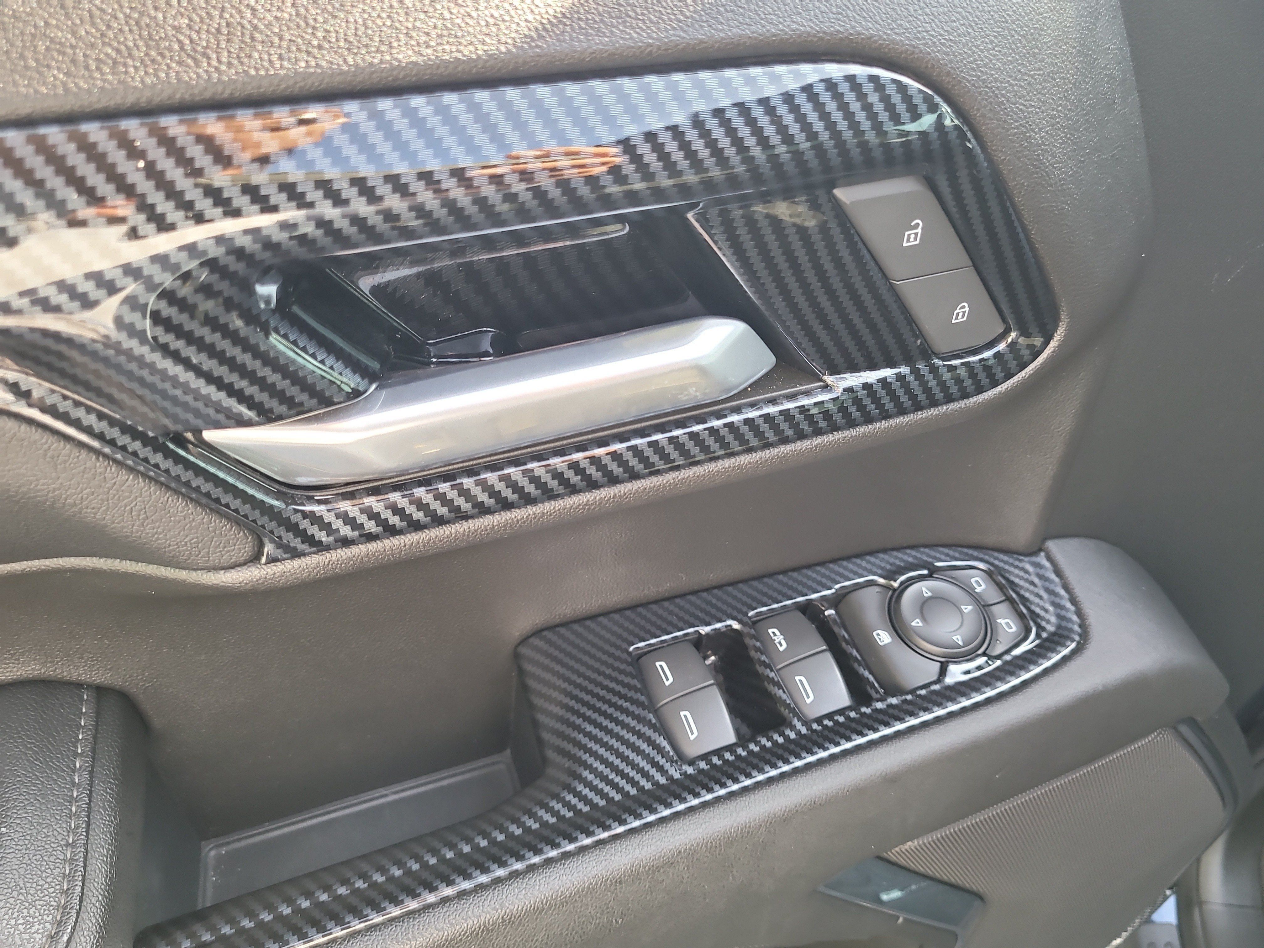 Used 2023 Chevrolet Silverado 1500 LT AWD/4WD image 16