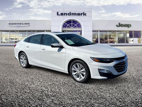 Used 2024 Chevrolet Malibu LT image 21