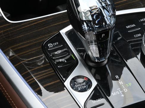 Certified 2023 BMW X5 sDrive40i w/ Executive Package image 21