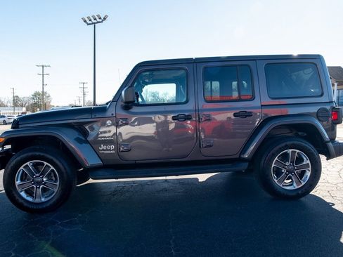 Used 2020 Jeep Wrangler Unlimited Sahara w/ Dual Top Group image 4
