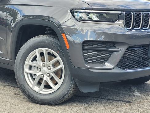 New 2026 Jeep Grand Cherokee Laredo X AWD/4WD image 2