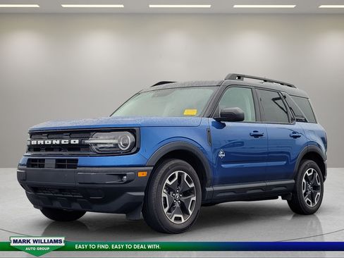 Used 2024 Ford Bronco Sport Outer Banks w/ Tech Package AWD/4WD image 8